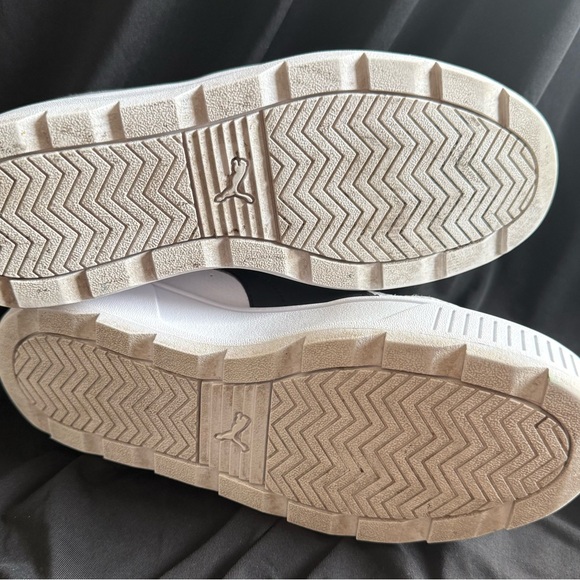 Puma Classic suede leather in White and Black Sneakers - Picture 9 of 10